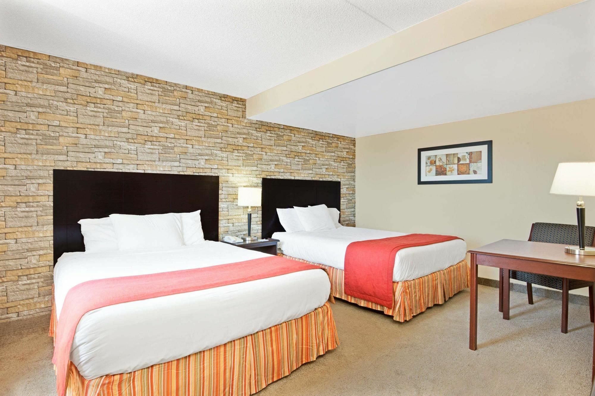 Knights Inn Toronto Scarborough Dış mekan fotoğraf