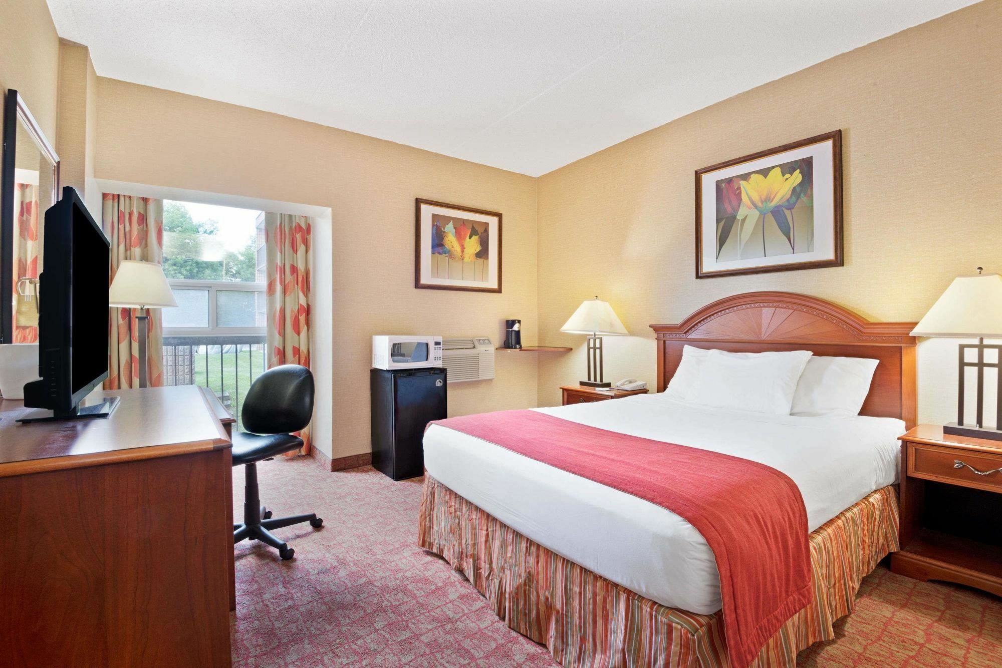 Knights Inn Toronto Scarborough Dış mekan fotoğraf